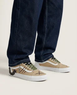 Vans Old Skool Shoes Heavenly Tyrant Scars Dark Anime Scarred Panel Artwork Custom 3 Vans Old Skool Shoes Heavenly Tyrant Scars Dark Anime Scarred Panel Artwork Custom -Vans Custom Shop Old Skool Shoe 001 LLM 20260504 025 detail 1